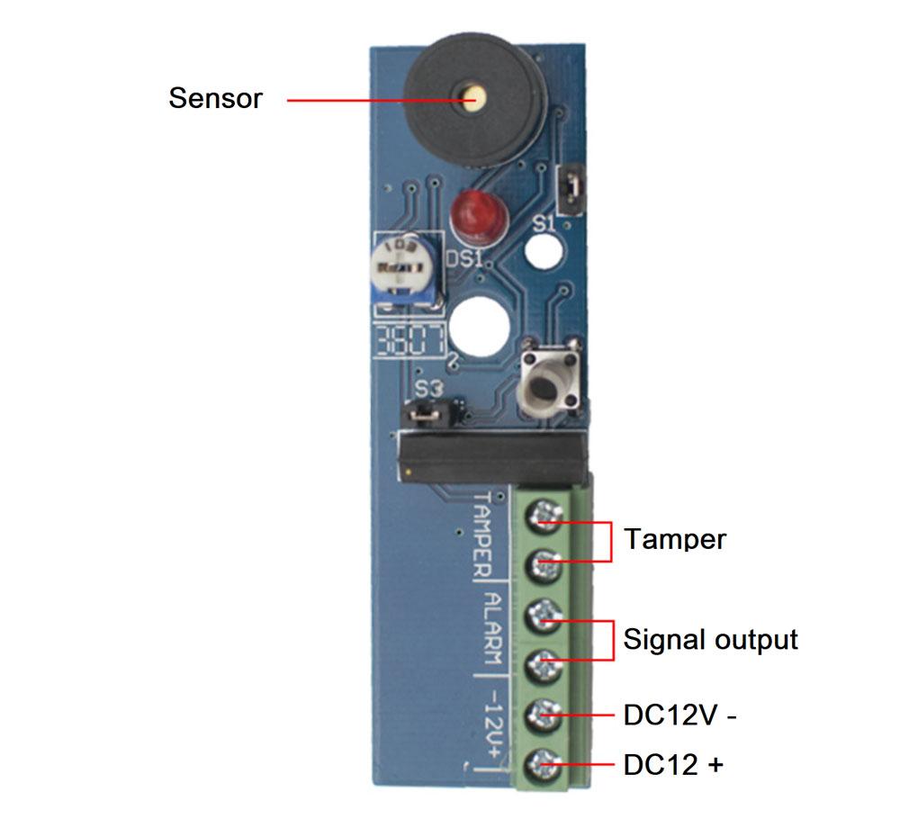 Wiring terminals and NC alarm output interface of Athenalarm AS-971 vibration detector.